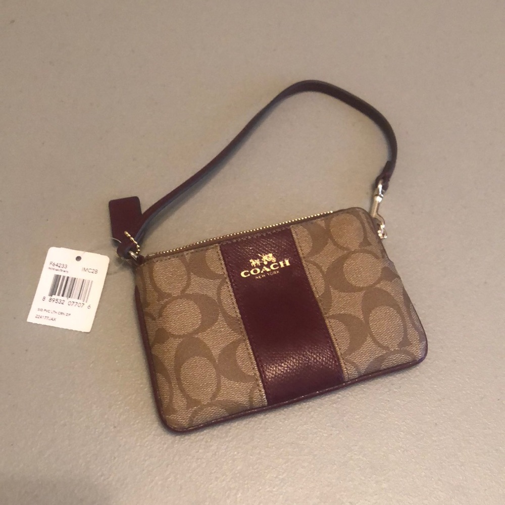 Coach signature C wristlet